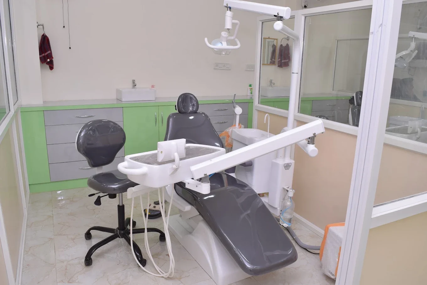 Dental operatory at Dr. Ashwin's Tooth Booth